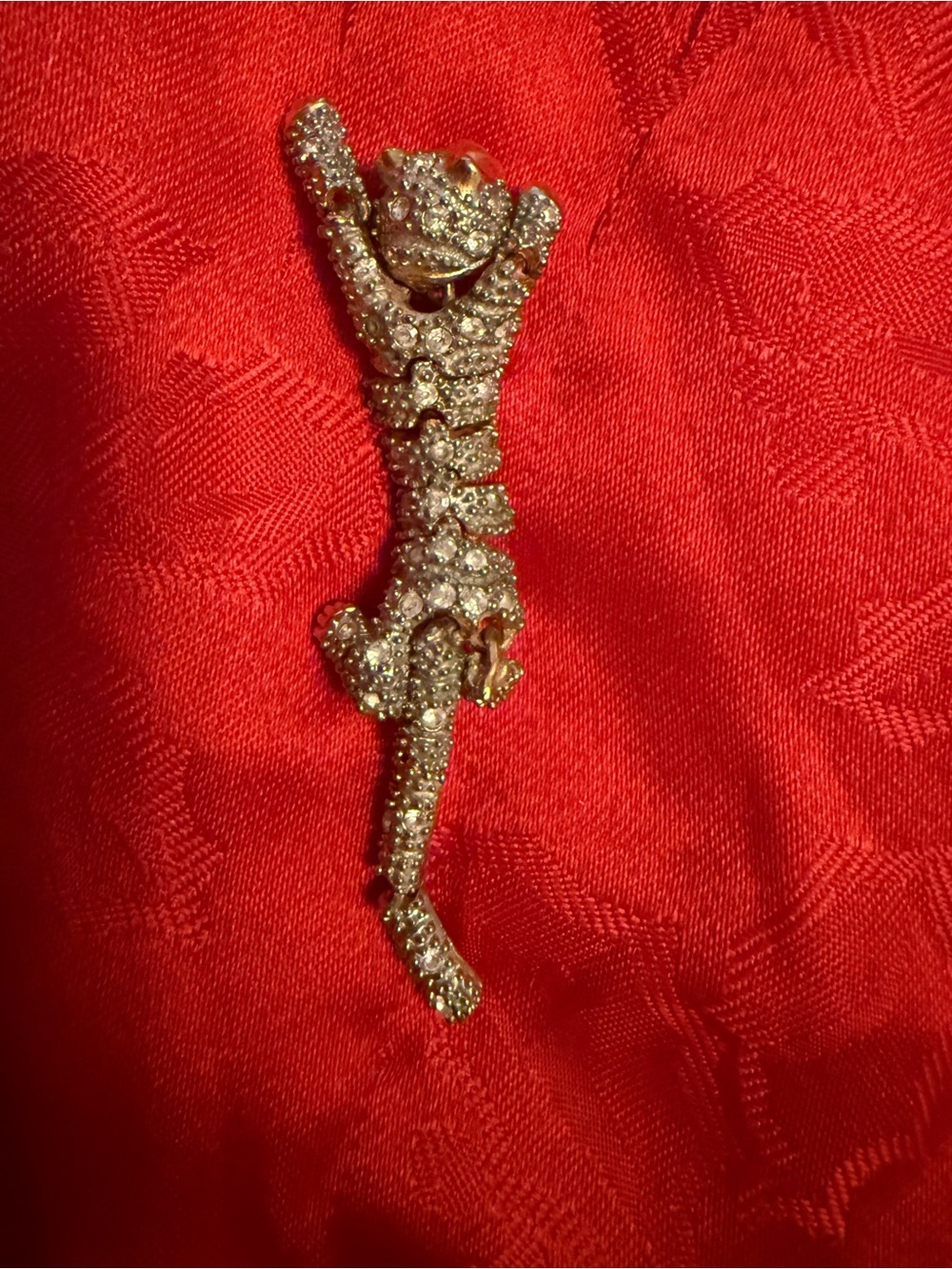 Vintage art deco articulated brooch